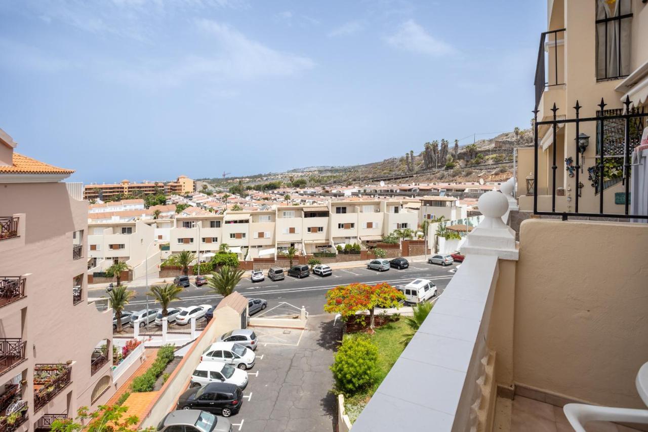 Castle Harbour Phoebe'S Flat Los Cristianos By Lovetenerife Eksteriør bilde
