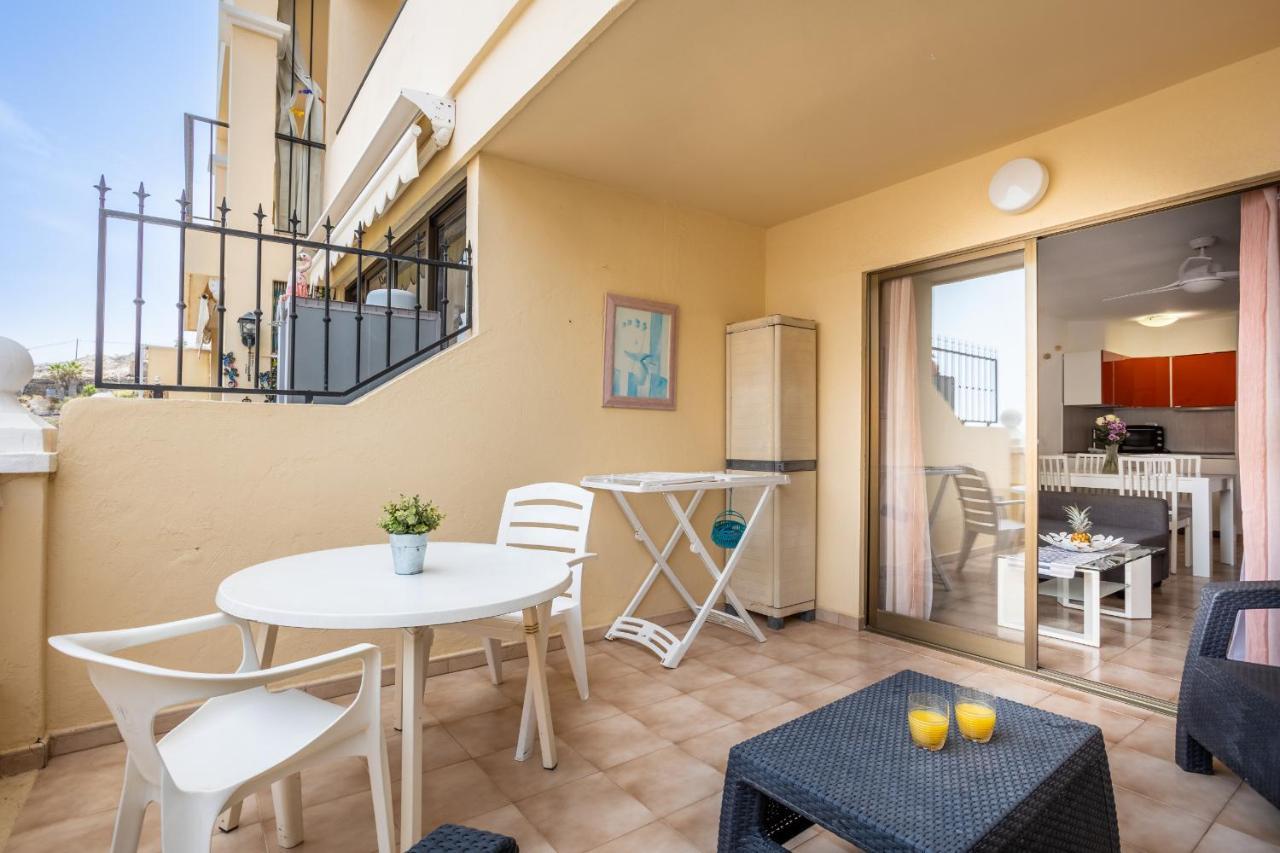 Castle Harbour Phoebe'S Flat Los Cristianos By Lovetenerife Eksteriør bilde