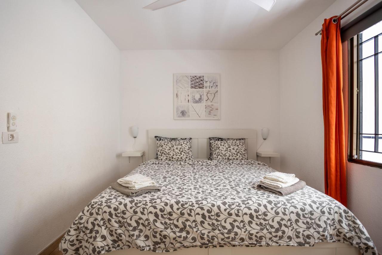 Castle Harbour Phoebe'S Flat Los Cristianos By Lovetenerife Eksteriør bilde