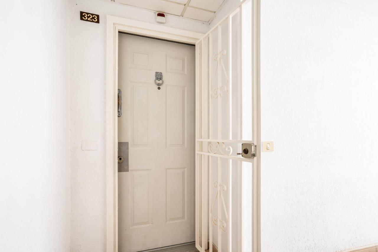 Castle Harbour Phoebe'S Flat Los Cristianos By Lovetenerife Eksteriør bilde